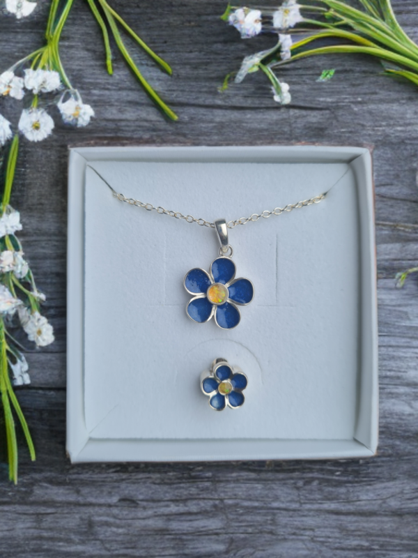 Forget me not pendant / charm